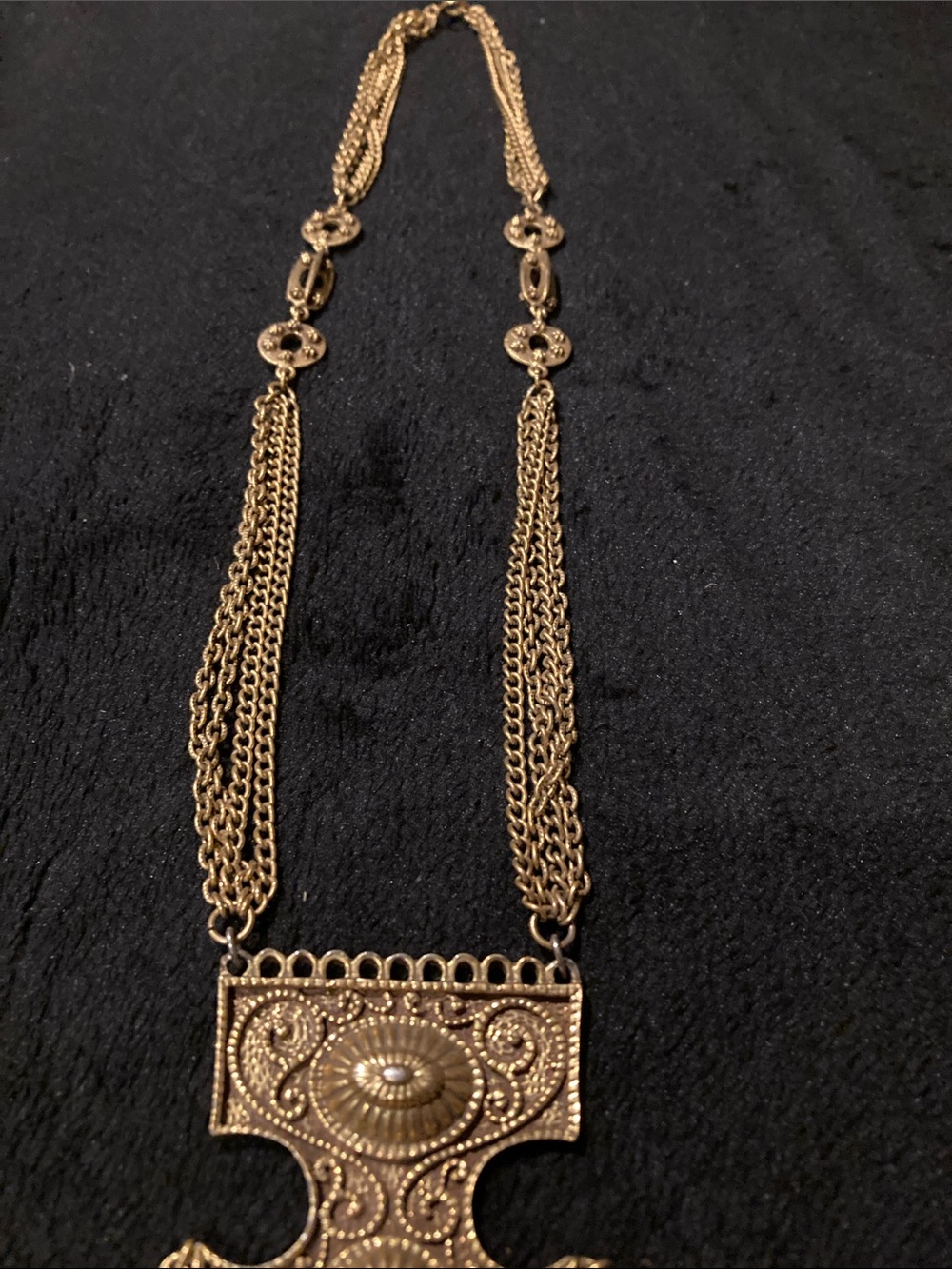 Vintage 1970’s goldette Etruscan revival statement necklace - Picture 3 of 5